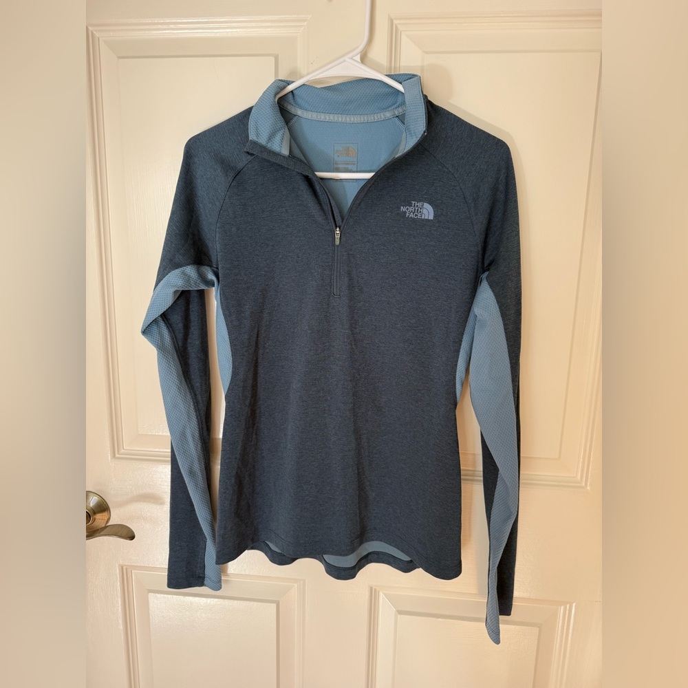 The North Face Blue Women's Pullover Quarterzip